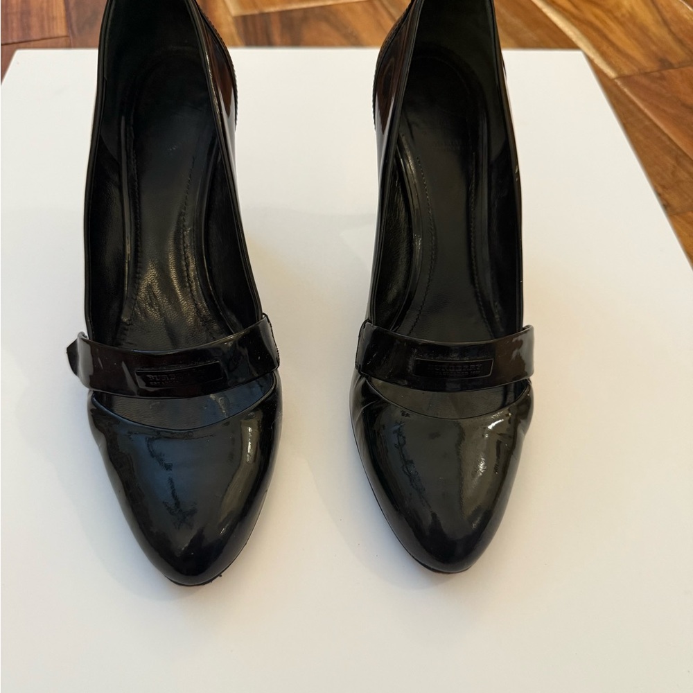 Burberry Black Women's Pump